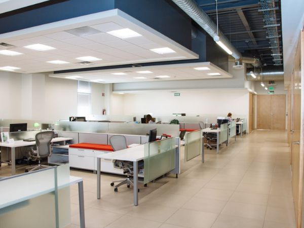 Linear Workstations
